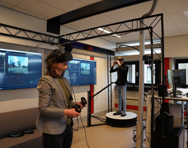 The XR Lab 1 with two people using VR.