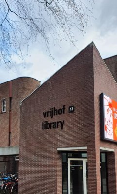 Vrijhof Library Entrance